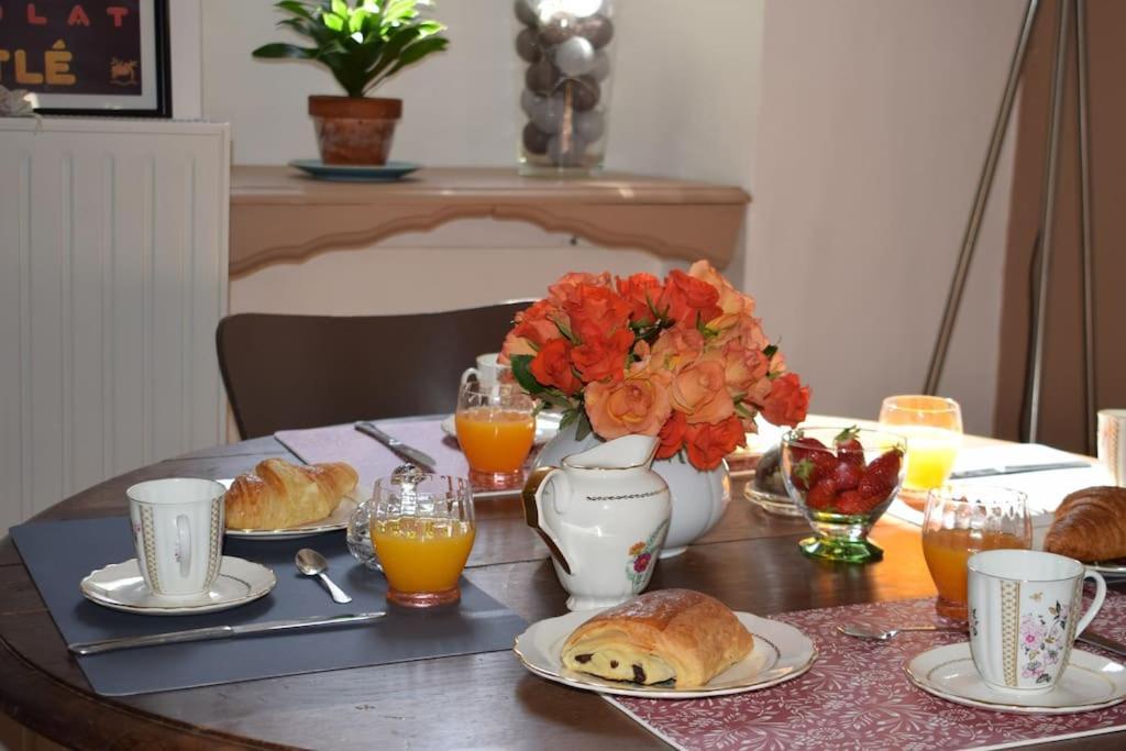 Appartement Avec Acces Piscine Et Jardin Dans Hotel Particulier Nérac Extérieur photo